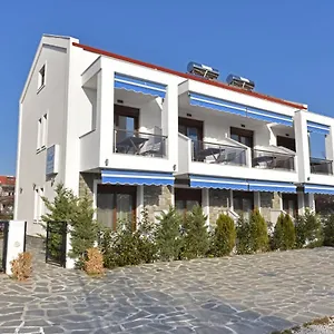Azur - Halkidiki , Nikiti (Sithonia) Grecia